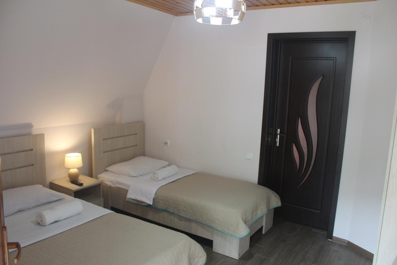 Deluxe Guest House Kvariati Exterior photo